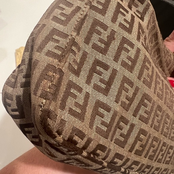 Adorable vintage mini Fendi Zucca Zucchino bag - Picture 5 of 17